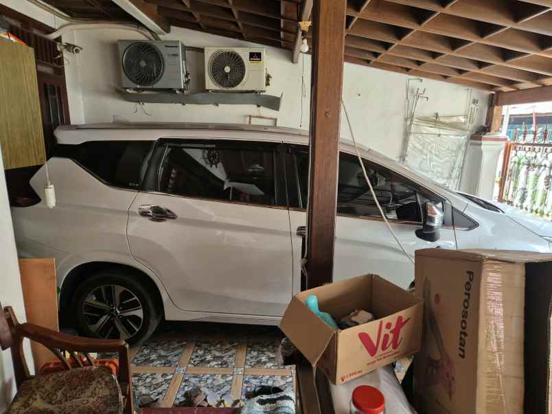 dijual rumah kelapa gading
