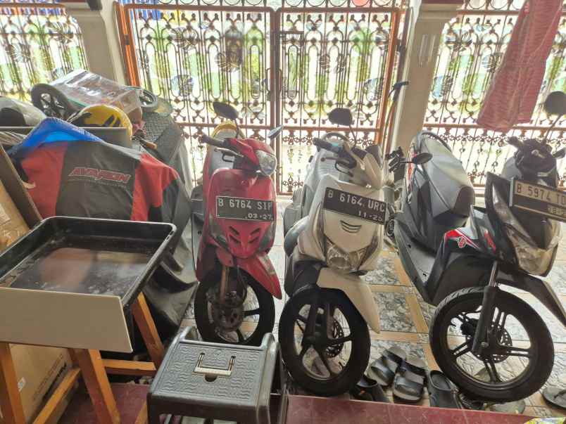 dijual rumah kelapa gading