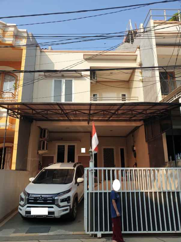 dijual rumah kelapa puan kelapa gading