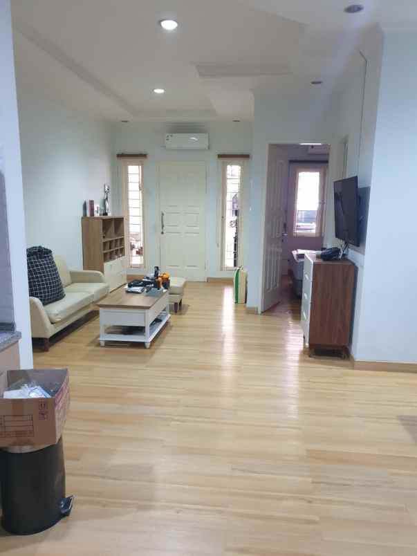 dijual rumah kelapa puan kelapa gading