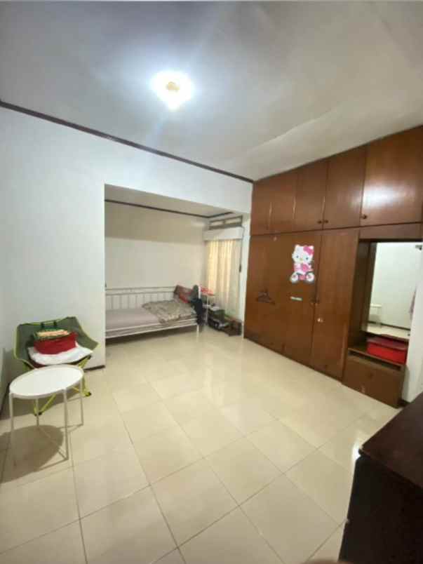 dijual rumah kemajuan 21b petukangan