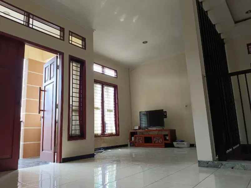 dijual rumah kemang pratama 1 jl duta