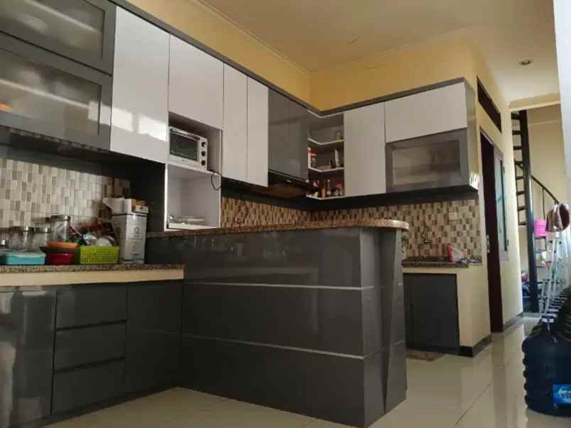 dijual rumah kemang pratama 1 jl duta