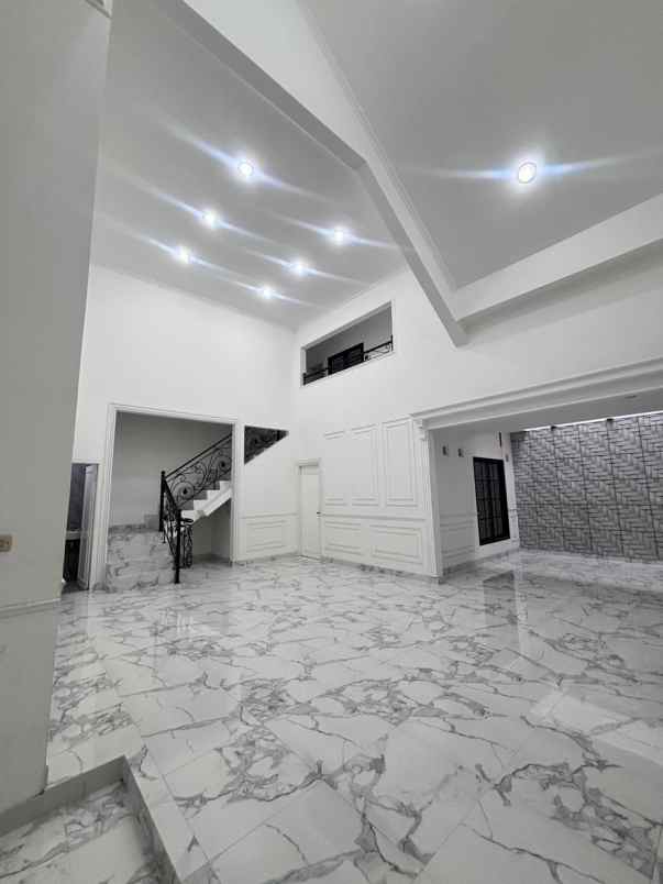 dijual rumah kemang pratama 3 bekasi