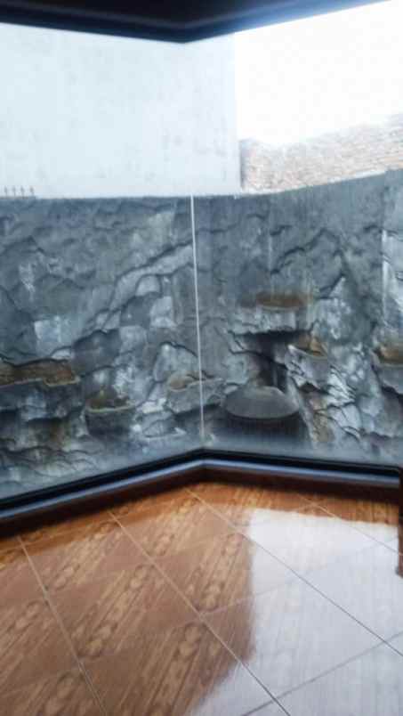 dijual rumah komplek abadi