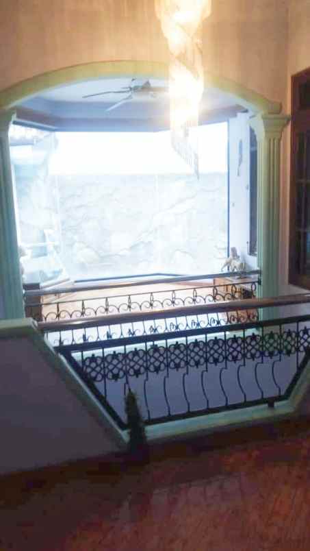 dijual rumah komplek abadi