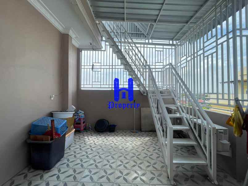 dijual rumah komplek cemara asri jalan