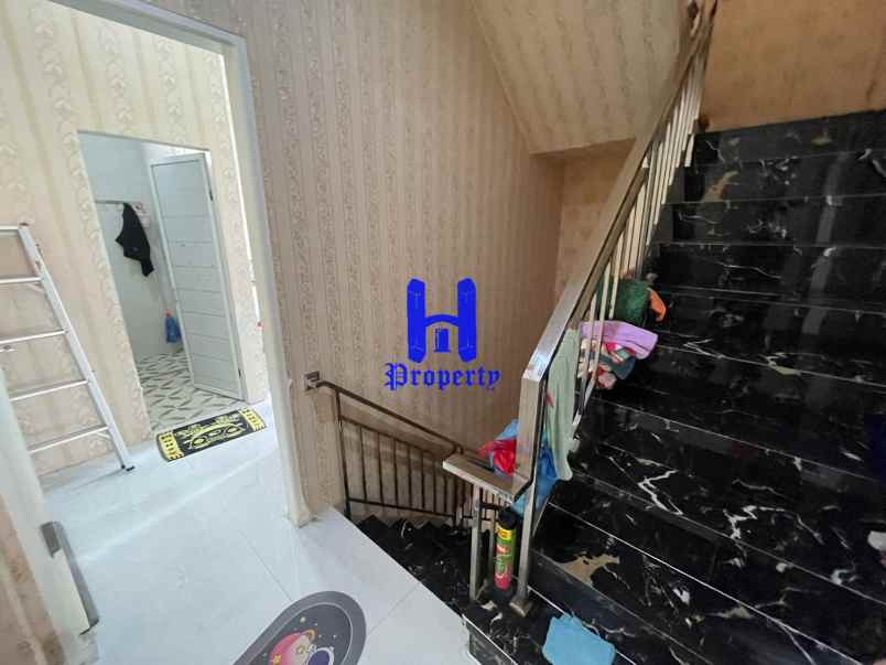 dijual rumah komplek cemara asri jalan