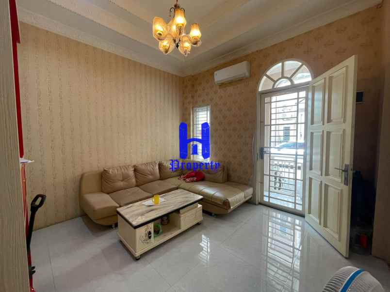 dijual rumah komplek cemara asri jalan