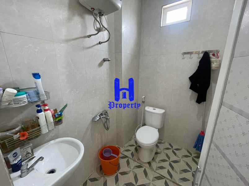 dijual rumah komplek cemara asri jalan