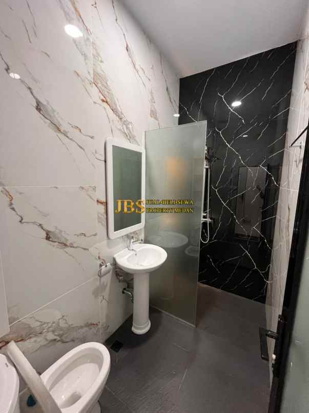 dijual rumah komplek cemara harmoni