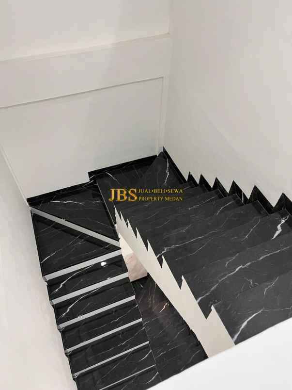 dijual rumah komplek cemara harmoni