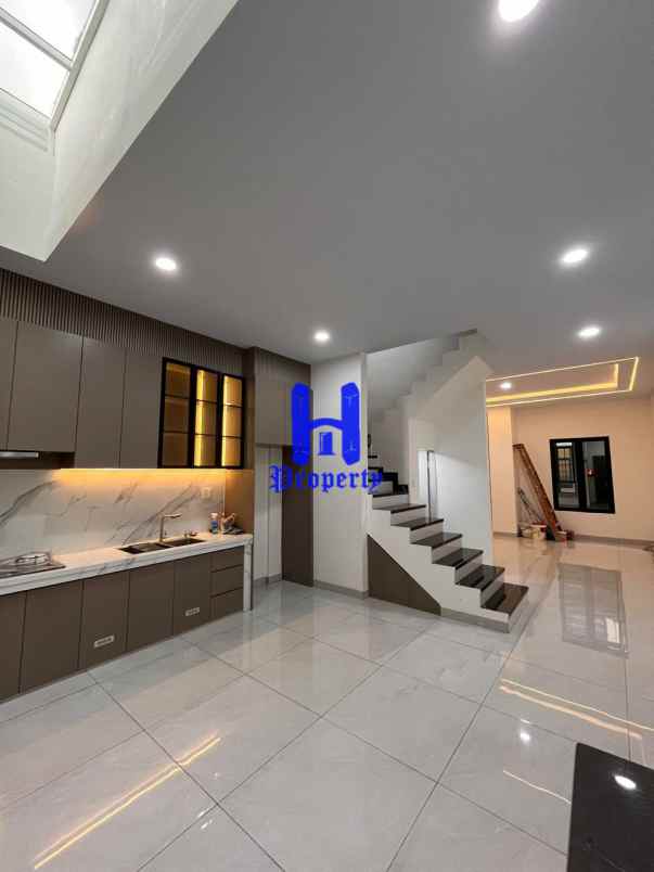 dijual rumah komplek cemara harmoni