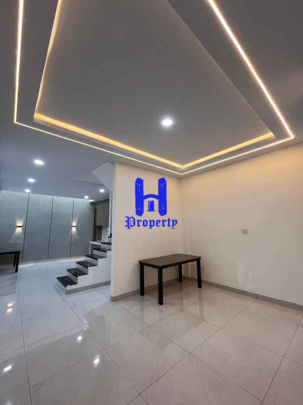 dijual rumah komplek cemara harmoni