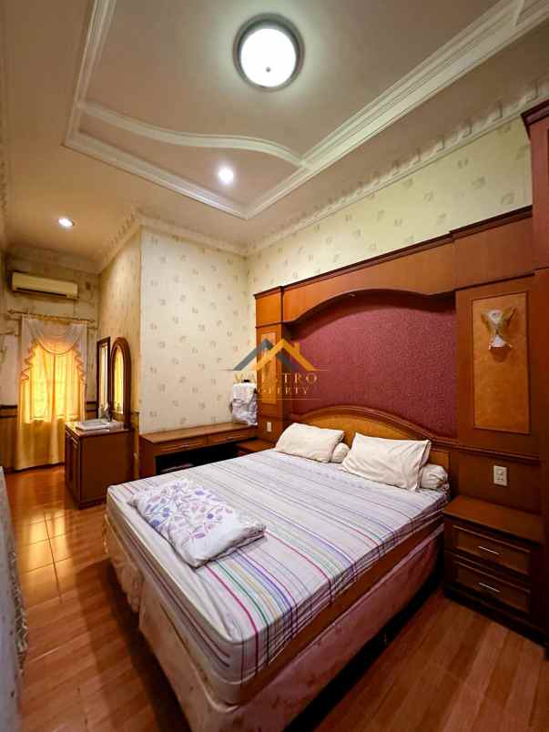 dijual rumah komplek cemara indah jalan