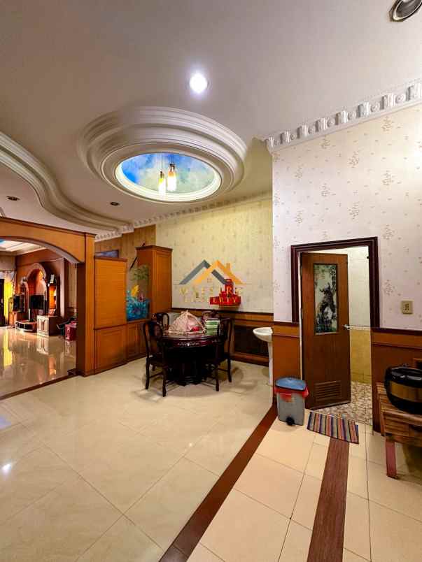 dijual rumah komplek cemara indah jalan