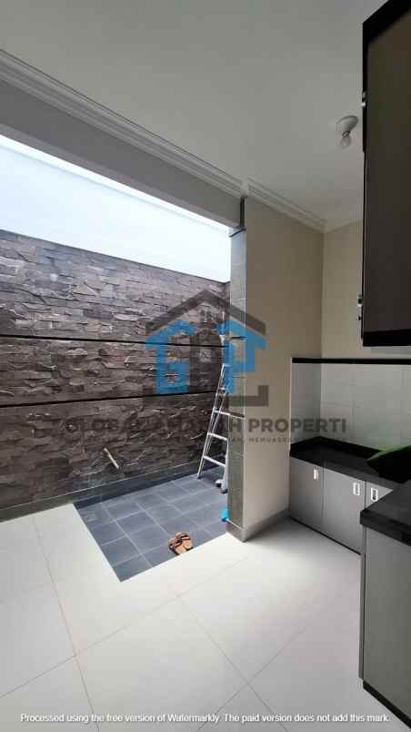dijual rumah komplek cibabat cimahi