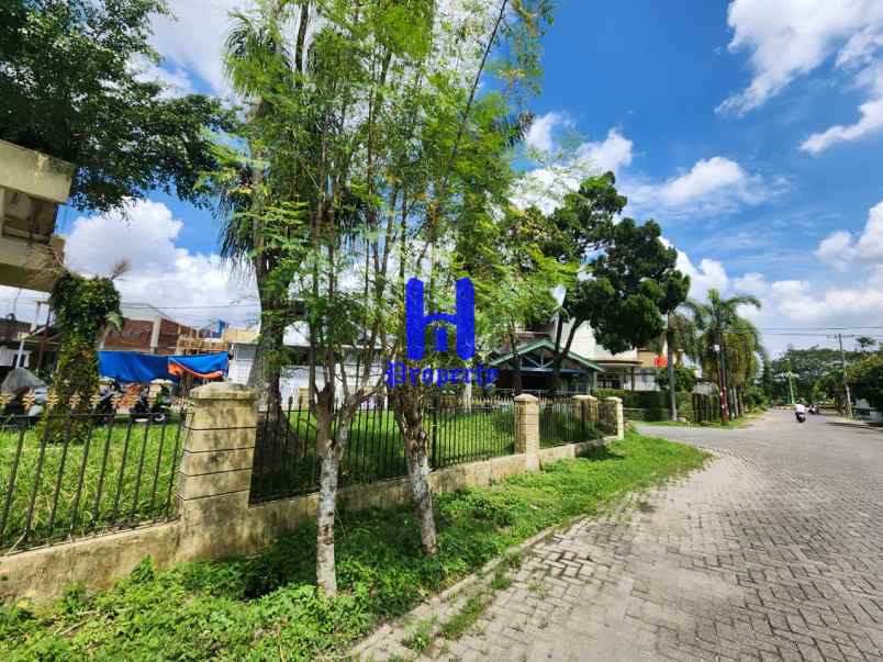 dijual rumah komplek citra wisata