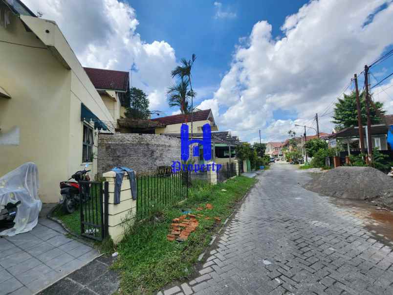 dijual rumah komplek citra wisata