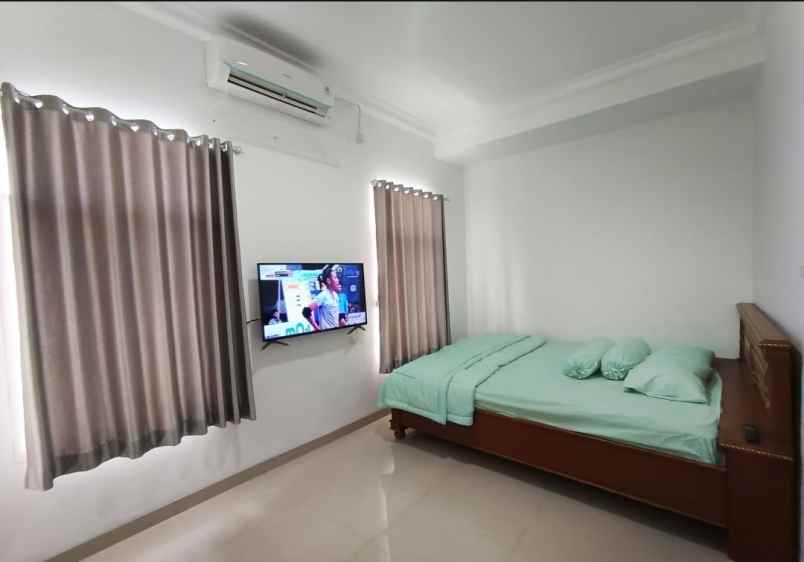 dijual rumah komplek duren sawit