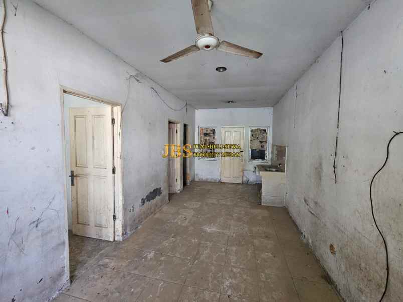 dijual rumah komplek greenland
