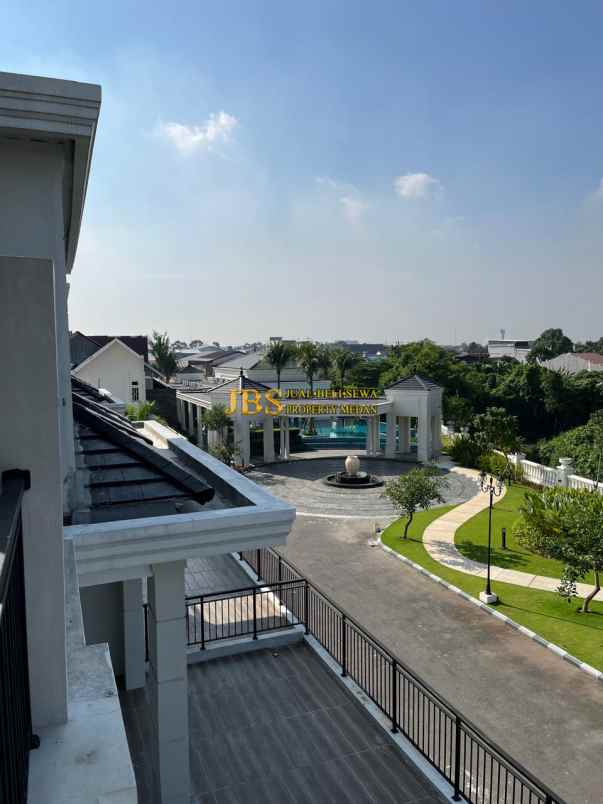dijual rumah komplek jewel park jalan