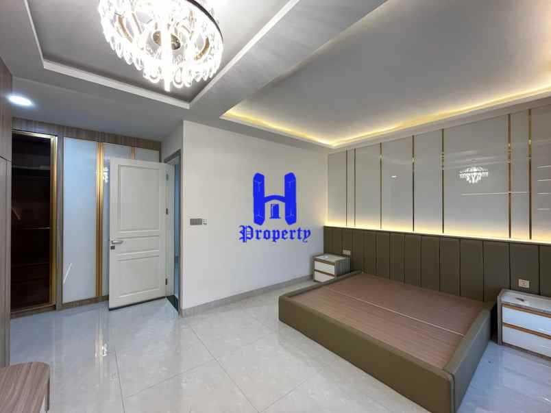 dijual rumah komplek jewel park jalan