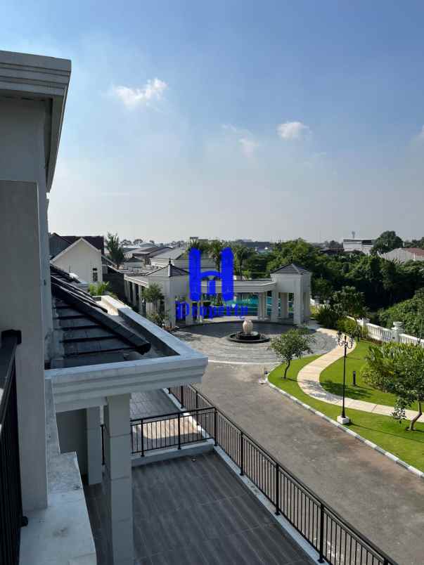 dijual rumah komplek jewel park jalan