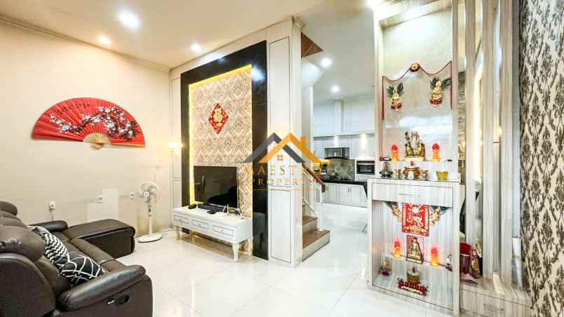 dijual rumah komplek krakatau palace 1