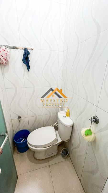 dijual rumah komplek krakatau palace 1