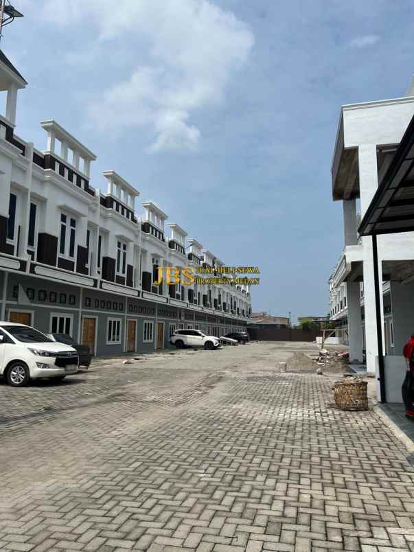 dijual rumah komplek mentari somerset