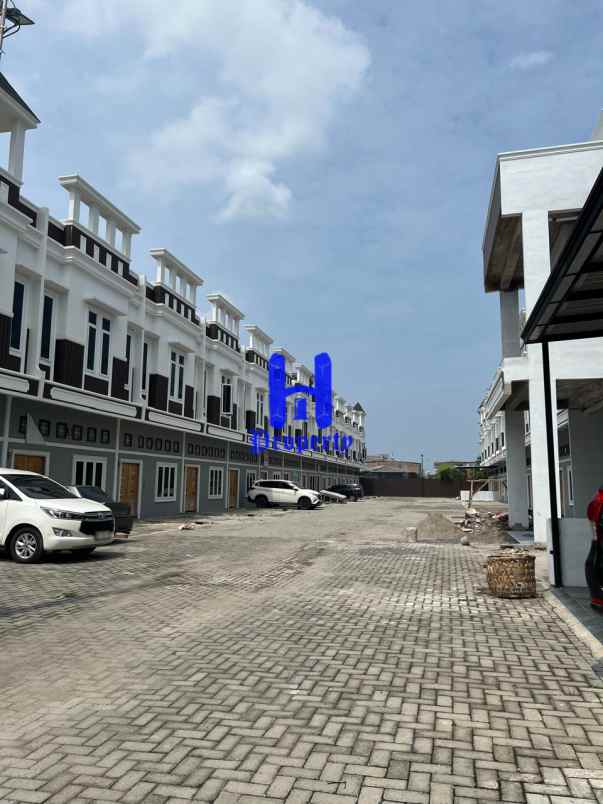 dijual rumah komplek mentari somerset