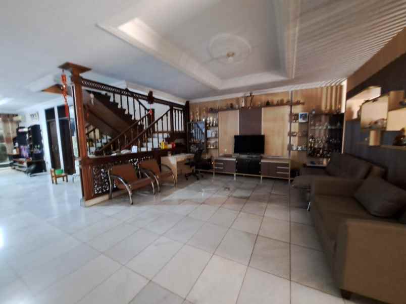 dijual rumah komplek metro sunter