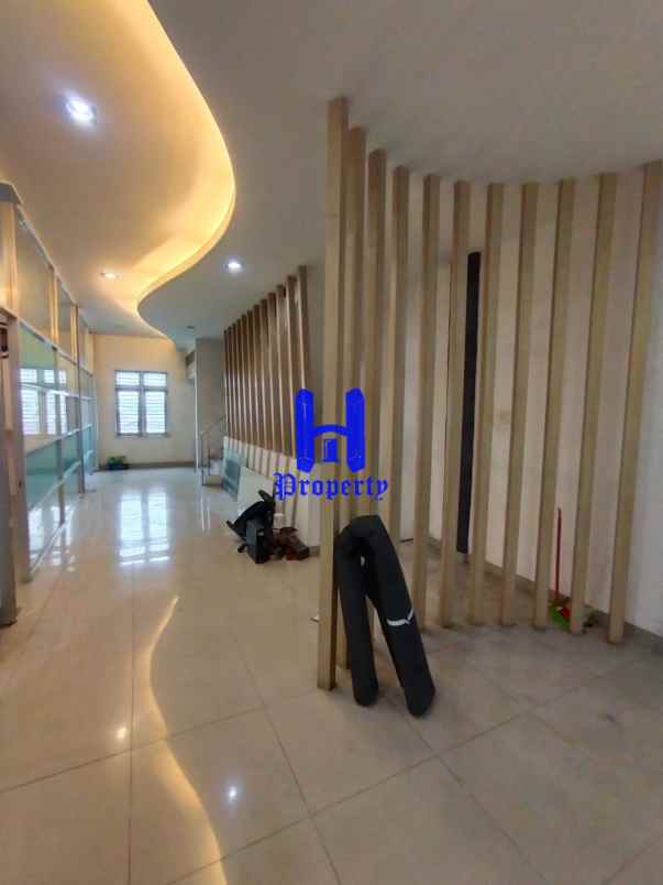 dijual rumah komplek multatuli blok cc