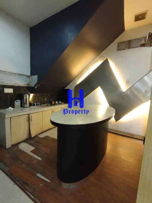 dijual rumah komplek multatuli blok cc