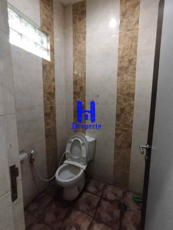 dijual rumah komplek multatuli blok cc