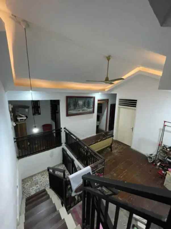 dijual rumah komplek pondok bambu duren