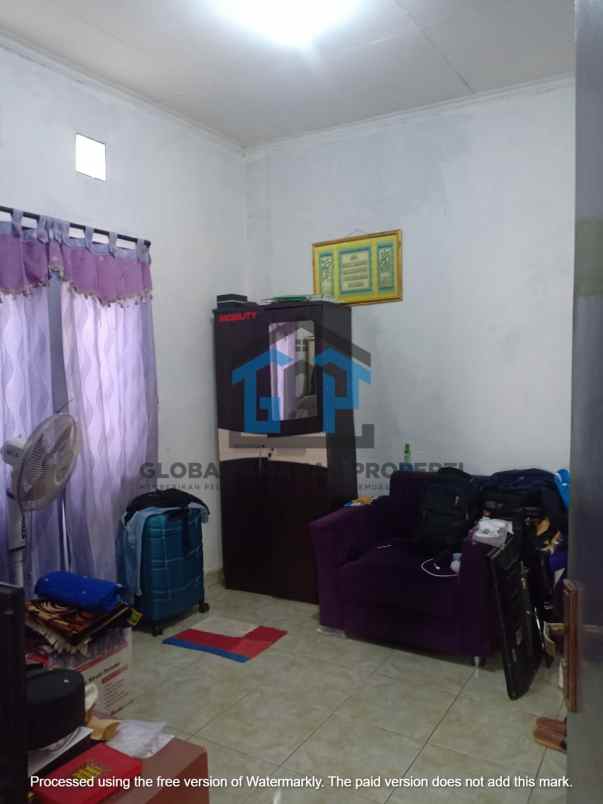 dijual rumah komplek sariwangi