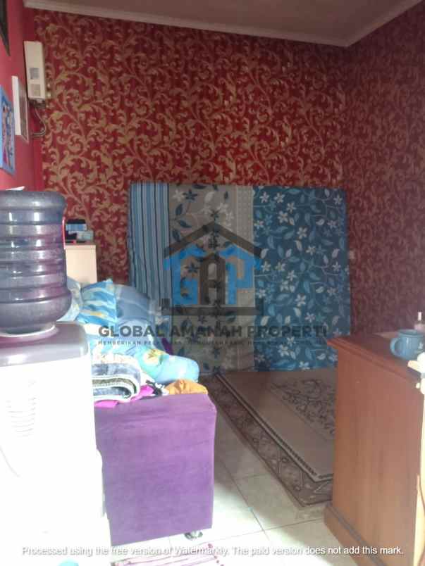 dijual rumah komplek sariwangi
