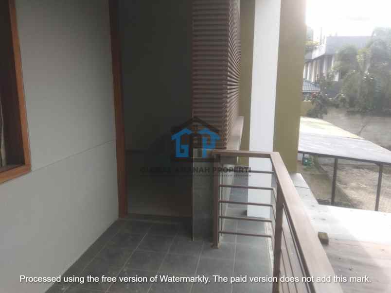 dijual rumah komplek setraduta bandung