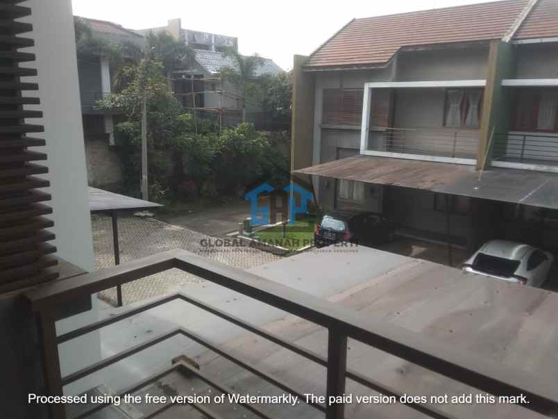 dijual rumah komplek setraduta bandung
