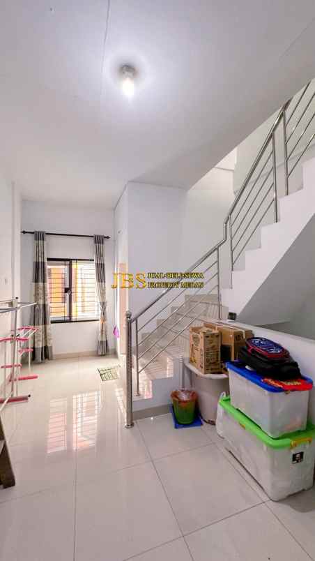 dijual rumah komplek sunggal center