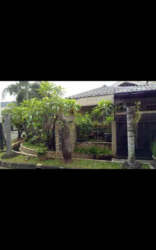 dijual rumah komplek tanjung barat indah