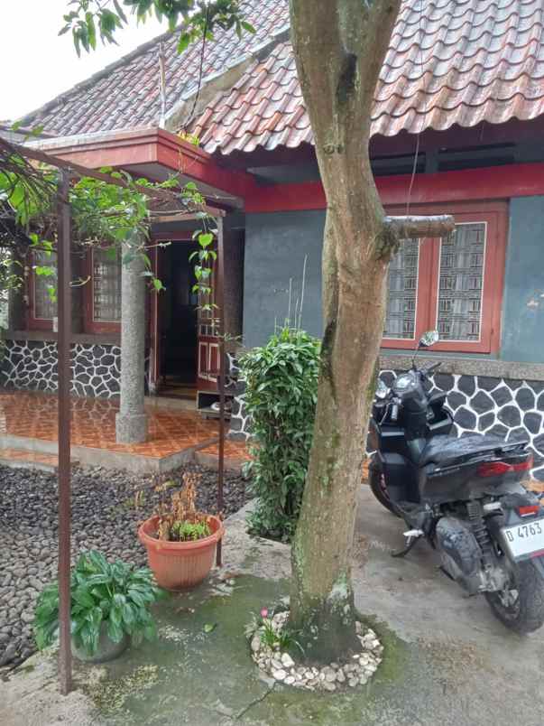 dijual rumah kp babakan