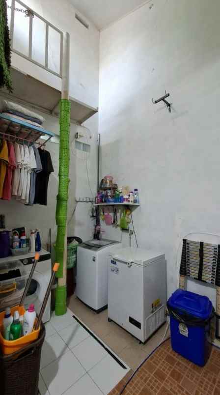 dijual rumah krukut raya gandul