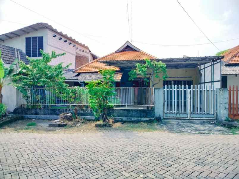 dijual rumah kutisari selatan tenggilis