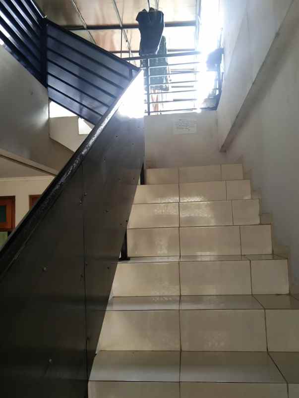 dijual rumah lebak bulus jakarta selatan