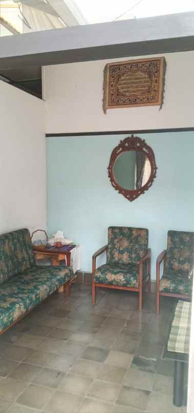 dijual rumah lembang sariwangi