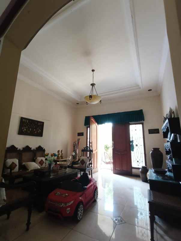 dijual rumah lokasi candi mendut suhat kota malang