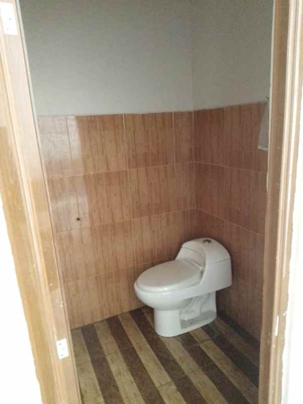 dijual rumah lokasi strategis akses